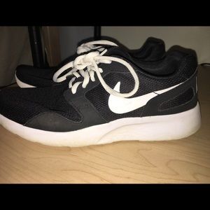 Nike Women’s shoes